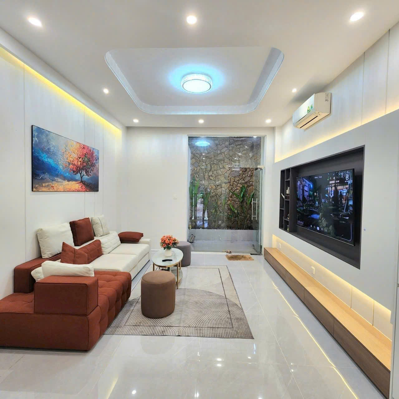 Nhà phố đường 4F Khu Cư Xá Ngân Hàng Quận 7 – 4 phòng ngủ hướng Đông cần bán